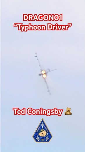 THE BEST ONE YET? INCREDIBLE RAF TYPHOON DISPLAY “DRAGON01” #eurofightertyphoon #fyp #fighterjet