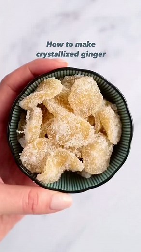How To Make Crystallized Ginger 💛 It’s actually very simple! All you need is ginger, sugar, water and about 45 minutes! Full recipe www.slicedginger.com#slicedginger #crystallizedginger #ginger #healthycandy #homemade #vegancandy #naturalcandy #snacksrecipe #gingerroot #recipeshare #easyrecipe