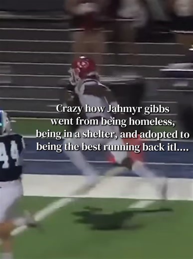 Jahmyr Gibbs: From Homelessness to NFL Stardom