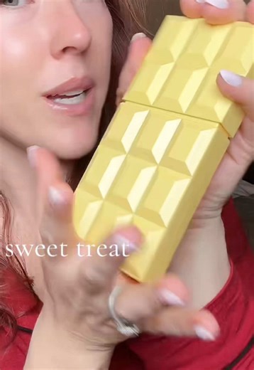 Lemon Girls: Discover Sweet Tooth Perfume