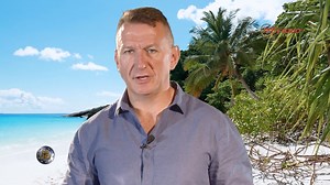 O odpoczynku kierowcy autokaru turystycznego. Materiał pochodzi z 1093 odcinka Na Osi. Oglądaj na naosi.pl #pracakierowcy #kierowcaautokaru #odpoczynekkierowcy | Program Na osi