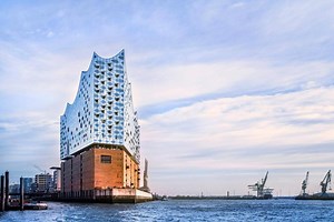 Swiss-designed concert hall opened on the Elbe