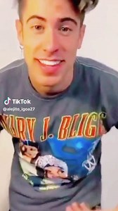 Outfit Showcase: Unique Fashion Styles and Trends