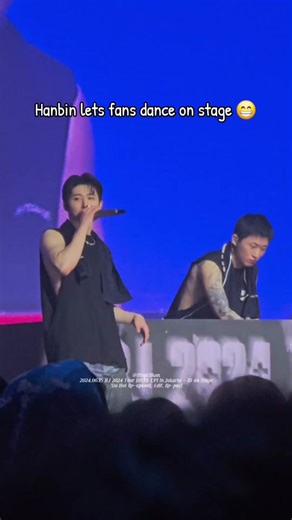 Hanbin Lets Fans Dance On Stage - HypeUp Tour Highlights