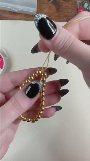 How to Make a Stretch Bracelet
