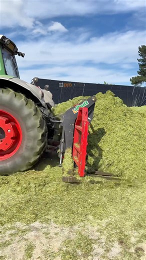 74K views · 761 reactions | Tractors unloading, pushing up and compacting grass on the clamp to get as much air out as possible before covering over and letting it ferment into silage for the dairy cows on this farm | Pro Horizon Farming Content | Facebook