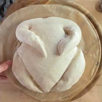 How to score - create sourdough turkey shaped bread