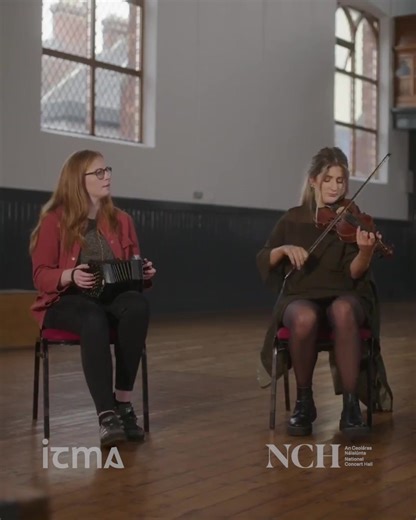 Fiddle and concertina duo Doireann Ní Ghlacáin and Sarah Flynn are champions of some of the great female Irish traditional musicians of the last century, such as Limerick-born musician Ella-Mae O’Dwyer and Sliabh Luachra fiddler Mollie Myers Murphy. See Doireann and Sarah perform together 15th March in the National Concert Hall as part of Drawing from the Well: The Breandán Breathnach Collection. Limited tickets remaining at the link in our bio. Paddy Lyons', slip jig / Sarah Flynn, concertina ;