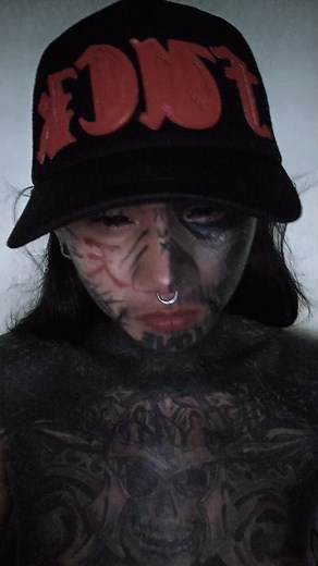 136 reactions · 3 comments | Abang mamaya naka-Friday Sale tayo ❤️❤️❤️ #hustle #bloodstunna | Akuma Saint | Facebook