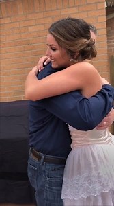 Dad’s sister passed away when she was only 19-years-old, and his daughter found the sweetest way to keep her memory alive. 😭♥️ | LightWorkers