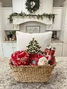 202K views · 1.9K reactions | Christmas gift basket idea! Like & comment LINK and I’ll send you links to everything I used!I love giving gift baskets for Christmas because you can customize them and make them unique to each person!#LTKit#LTKhome#forthehome #homedecor #christmasdiy #christmasdecor #christmasdecorating #christmasdecorideas #diychristmas #christmashome #christmashomedecor#christmasgiftideas #christmasgiftidea #giftbasket #christmastime | Our Winton home | Facebook