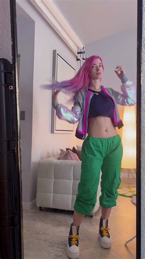 Emi cosplay update! This was a lot for one video BUT shes almost finished and I cant wait to debut her with @Shop Atari at PAX this weekend! Be sure to stop by the booth and check out Yars Rising on Steam! https://uberstrategist.link/MFYR #sponsored