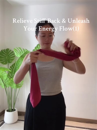 Relieve Stiff Back & Unleash Your Energy Flow ﻿ Feeling that nagging stiffness in your back? It's time to release the tension and rediscover your flexibility. Harness the ancient wisdom of meridians (energy pathways) with these two powerful techniques. ﻿ 1. Meridian Therapy tapping Tool ﻿ Think of it as a soothing acupressure massage you can do yourself. ﻿ Deep Tissue Stimulation: Gently pat along the back muscles and meridians to break through stagnation, improve local circulation, and relieve 