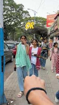 Random girls vs me / dare challenge 💪🏻🤣 #funny #comedyprank #shorts#dare#challenge