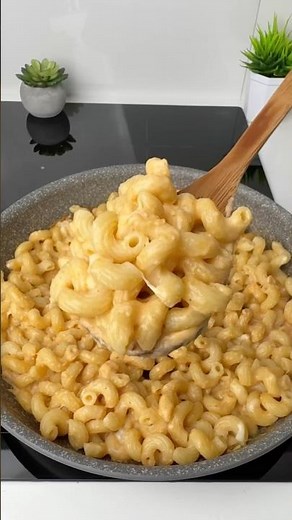 CREAMY CHEESY PASTA IN MINUTES!