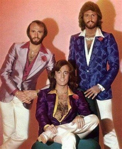 Barry Gibb Is Reportedly Fighting A Devastating Health Crisis, With Sources Suggesting His Condition Has Become Critical—sending Shockwaves Through Fans Across The Globe. As The Gravity Of The Situation Sinks In, An Outpouring Of Love, Prayers, And Heartfelt Messages Continues To Grow, With Millions Holding Onto Hope That He Can Find The Strength To Overcome This Incredibly Difficult Moment And Recover Once More. - DH Music