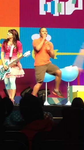 Another Fresh Beat Band #throwback I found another live video of one of my favorite songs, “Music Keeps Me Movin”! @nickelodeon @NickJr. #thatgirllaylay #freshbeatband #nickelodeon #music #fyp #foryou #foryoupage #tbt #followme #love #singing #sing