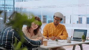 Clients Realtor On Office Tour Evaluating 库存影片视频（100% 免版税）3535414345 | Shutterstock