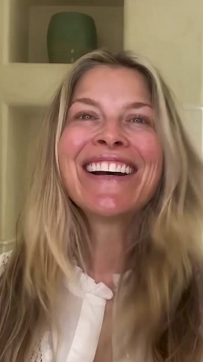 Ali Larter Beauty Routine with Crystal Contour Collection