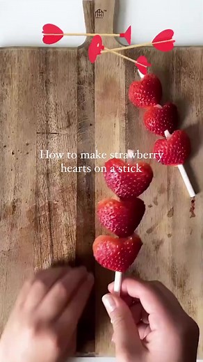 23K views · 128 reactions | ❤️ Great tip from @food.kids.love “We make these heart-shaped lollipops every year because it’s fun! And a festive way to change things up a bit. If you have a picky eater, give this a try!” ❣️ Tell us, what’s your picky eater tip or trick? | Pampered Chef | Facebook