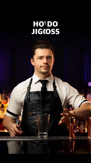 HOW TO DO JIGGER TOSS 😜🤙 Real bartender skill for behind the bar work. Save this for practice📌 Full basics in my Essential Flair course (link in bio) 💪😉 #flairbartending #bartenderskills #behindthebar #bartraining #easytoflair | Ivan Usov