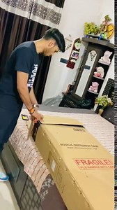 Crossrock 88/76-Key Keyboard Case with Wheels | PE Injection Molded Hard Shell, Customizable Foam Interior, Butterfly Latches – Durable Flight Case for Digital Pianos – Black