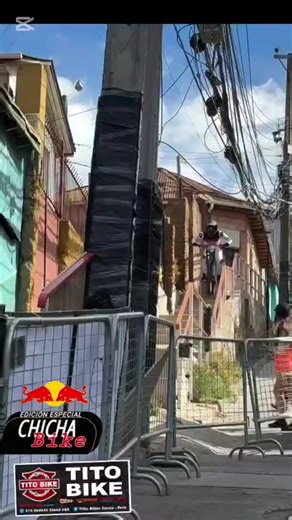 Videos de Programa Digital Chicha Bike (@chicha.bike) con “Back In Black - AC/DC”