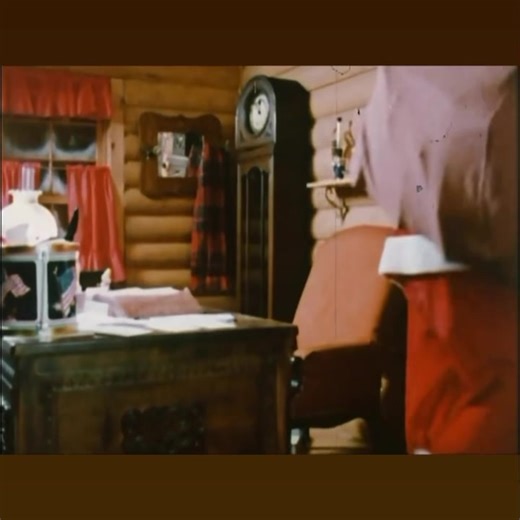 Santa is coming tonight on an Arctic Cat! 🎅🎄 #Christmas #Santa #SantaRidesACat #CountryCat #ArcticCat #Vintage #Snowmobiles #Snowmobile #Snow #Winter #OldieButaGoodie #MerryChristmas | Country Cat