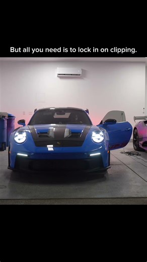 Comment “Clip” to get our free clipping course