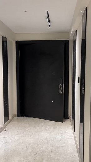 2.1K views · 33 reactions | The smart design can turn any problem into a standout feature ✨ Watch our engineer reveal how we transformed this space, solved the curve challenge, and gave the entrance a clean, elegant flow. التصميم الصح يقدر يحوّل أي مشكلة لميزة ✨ #ymconstructions #تشطيبات #design | YM Construction Company | Facebook