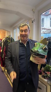 Der Countdown läuft: Nächste Woche ist endlich wieder Fastnacht in Franken! Habt Ihr Ideen für ein gutes Kostüm? Bin gerade am Aussuchen... So viel kann ich verraten: Der Froschkönig wird es nicht 😄 #fif #fif24 #fastnachtinfranken #brfranken #fastnacht #fasching #kostüm | Markus Söder