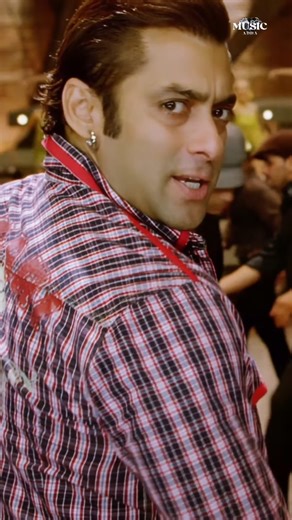 Music Adda on Instagram: "An absolute banger that still exists in my playlist 🔥 . . Song credits: Song Le Le Mazaa Le Movie - Wanted Star Cast - Salman Khan, Vinod Khanna, Ayesha Takia, Mahesh Manjrekar Singers - Suzanne D'Mello, Soumya Raoh, Hrishikesh Kamerkar, Nikita Nigam Music - Sajid, Wajid Lyricist - Wajid, Shabbir Ahmed Music On - T-Series . . ▲ NOTE: No copyright infringement intended. This post is only for entertainment and nostalgia. All rights belong to their respective copyright ho