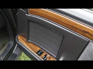 1993 DODGE DYNASTY LE IN MINT CONDITION