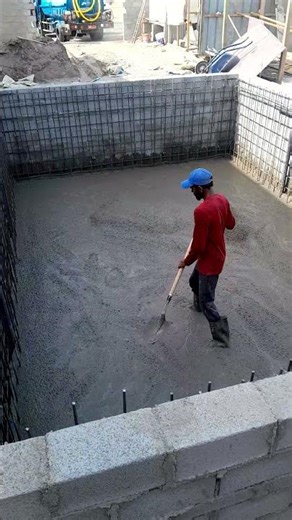 oman swimming pool floor concret work
