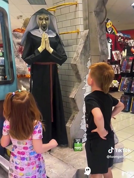 Explore the Funniest Halloween Store Ever!