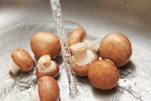 Should You Wash Mushrooms You're Going to Cook?
