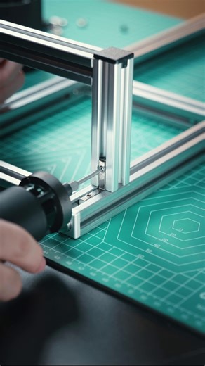 1.3M views · 968 reactions | With its built-in display and adjustable modes, HOTO PixelDrive Screwdriver adapts to every task. Every screw, precisely in place — clean, quick, effortless. #HOTOTools #HOTOPixelDrive #DesignedbyHOTO #DeskSetup #Screwdriver #Gadgets #Blackfriday | HOTO | Facebook