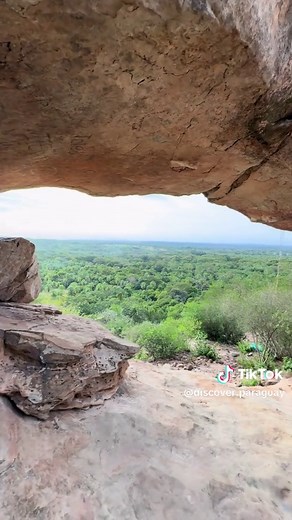 Descubre el Cerro Arco en Tobati, Paraguay