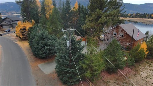 Our recent bout of hot weather has dried out grasses and other plants over the past month across eastern Oregon and southern Idaho. Dry vegetation can turn into fuel for wildfires. To help prevent wildfires, we've implemented the first phase of enhanced protection settings on powerlines in higher wildfire risk areas. This change means powerlines in those areas won’t automatically re-energize if a momentary fault is detected. While these settings can prevent wildfires, they can lead to more frequ