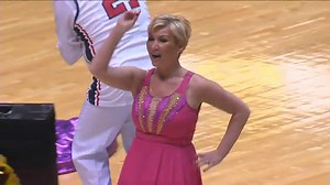 Ranking the best halftime performances in college basketball | Sporting News