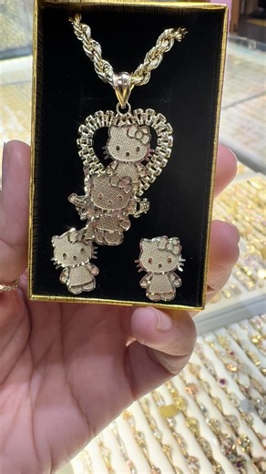 Hello Kitty Jewelry Set for Enthusiasts