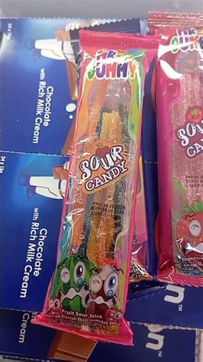 Unboxing off all types of chocolate candies lollipop and chwingum