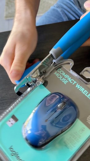 337K views · 4.3K reactions | Troubling packaging be gone  #viralreels #viralreel #lifehack #lifehacks101 #lifehacks | Life With Wes & Alison | Facebook