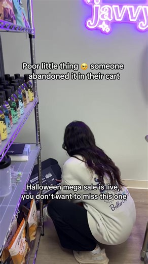 🎃 Your Spooky Brew, Your Rules—Hot or Iced, Anytime, Anywhere. No haunted café lines. No waiting in the cold. Just pure, witch-crafted coffee magic—ready in seconds. ☕️✨ 👻 Why Javvy This Halloween? 🍫 15 Bewitching Flavors: From Pumpkin Potion to Caramel Curse—brew your perfect spell, hot or cold. ⚡️ Instant Energy Spell: Ready in seconds—just mix, stir, and awaken your inner monster. 💀 Save Big, Ghoul: Skip the overpriced potion shops and enjoy richer brews for less. 🎁 Limited-Time Treats: 