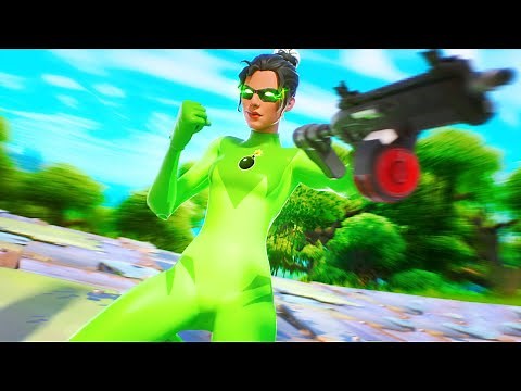 AIMBOTTING with the Charge SMG...