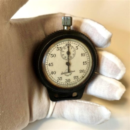 Vintage Mechanical Stopwatch – Working Condition – Classic Analog Stopwatch With Hairline Crack - Etsy