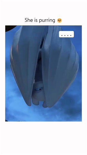 edit with movie 🎥 on Instagram: "🥹 Interesting Fact: HOW TO TRAIN YOUR DRAGON: THE HIDDEN WORLD (2019) — The entire courtship sequence between Toothless and the Light Fury , including this moment where Toothless attempts to draw the Light Fury’s portrait in the sand, was deliberately designed without dialogue to communicate emotion purely through non-verbal cues. This sequence is a call-back to the first movie, where Toothless drew Hiccup’s face on the sand. The animators chose this method to 