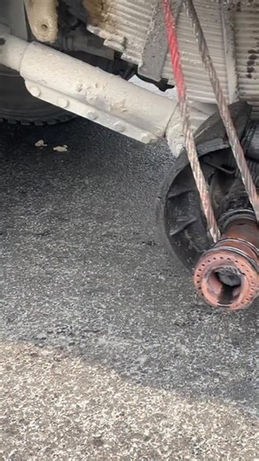 Pak AutoWheels on Instagram: "On Road Truck wheel damage #mechanic #skills #automobile"