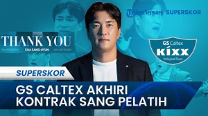 Download aplikasi berita TribunX di Play Store atau App Store untuk dapatkan pengalaman baru... TRIBUN-VIDEO.COM - Pencapaian minor pada Liga Voli Korea 2023-2024 membuat GS Caltex Seoul KIXX mengakhiri kontrak pelatih mereka, Cha Sang-hyun. Salah satu pelatih kawakan di Liga Voli Korea itu menutup pengabdiannya selama delapan tahun bersama GS Caltex pada akhir musim ini. Kiprah GS Caltex dipastikan rampung setelah gagal mengamankan satu tempat di babak playoff pada kompetisi musim reguler. Tamp