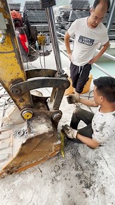 48K views · 806 reactions | Excavator bucket ear modification and...